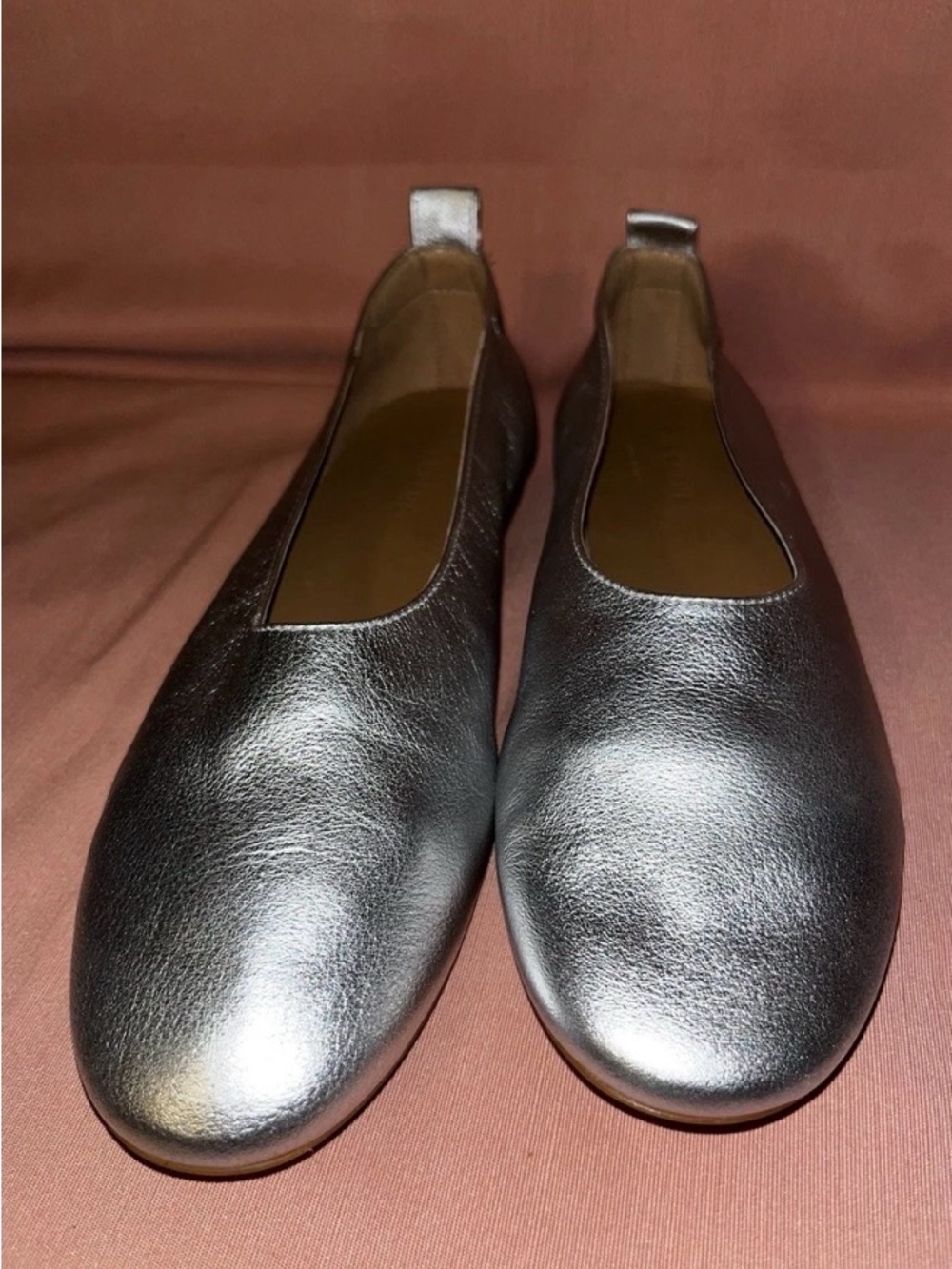 Woman’s Everlane The Day Glove Italian leather Silver Ballet Flats Size 7.5 New